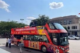 Hà Nội sẽ có tuyến xe bus city tour số 04 đi Bát Tràng trong năm 2024