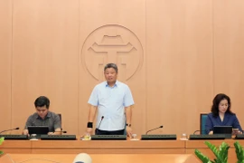 Hà Nội họp khẩn, yêu cầu có phương án di dời, đảm bảo tuyệt đối an toàn cho người dân vùng ngập lụt