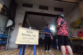 CDC Hà Nội nói gì về lộ trình cho phép một số loại hình kinh doanh không thiết yếu hoạt động trở lại?