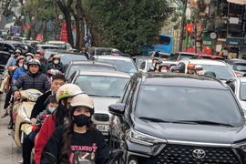 UBND TP Hà Nội trả lời cử tri về lộ trình không lưu hành xe máy sử dụng xăng, dầu trong phạm vi vành đai I 