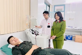 Trung sỹ Cảnh sát cơ động Hà Nội kịp thời hiến máu giúp bệnh nhân mổ cấp cứu