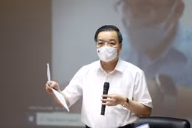 Chủ tịch Hà Nội yêu cầu kiểm tra thực hiện giãn cách ở tất cả các cơ quan, đơn vị