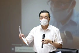 Chủ tịch Hà Nội yêu cầu kiểm tra thực hiện giãn cách ở tất cả các cơ quan, đơn vị