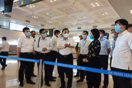 Hà Nội: Người về từ các địa phương đang giãn cách xã hội phải cách ly tập trung từ 0h ngày 22/7