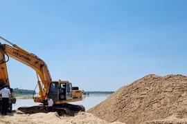 Hà Nội không đấu giá 3 mỏ cát để đảm bảo vật liệu dự án trọng điểm