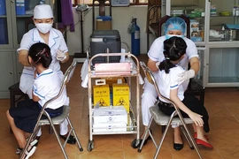 Hà Nội mở đợt tiêm vaccine Uốn ván-Bạch hầu lớn cho trẻ 7 tuổi