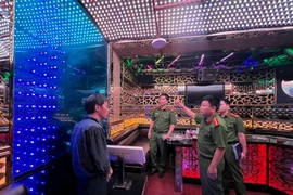 Công an phát hiện nhiều cơ sở karaoke vi phạm, UBND TP chỉ đạo siết chặt quản lý