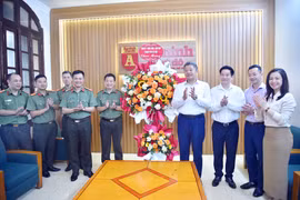 Phó Chủ tịch UBND TP "đặt hàng" An ninh Thủ đô tích cực tham gia "mặt trận" chống hàng giả, hàng nhái