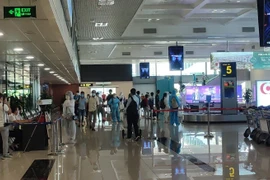 Hà Nội nêu ba lý do phải yêu cầu cách ly tập trung 7 ngày với người đi máy bay đến từ TP.HCM 