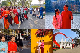 Nắng tô xuân phố phường, người Hà Nội đổ ra đường du xuân