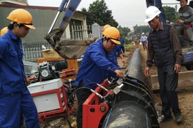 Hà Nội cấp phép thi công tuyến đường ống nước dọc đê tả Cà Lồ và đê hữu Cầu