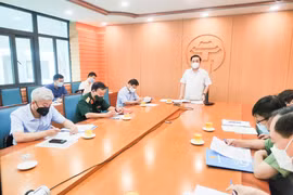 Hai nhân viên y tế Bệnh viện Thanh Nhàn mắc Covid-19 khi điều trị ca dương tính