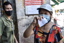 Sở Công Thương Hà Nội nói về việc phát thẻ đi chợ cho người dân, cấp phép shipper chuyển hàng thiết yếu