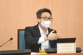 Phó Thủ tướng Vũ Đức Đam đề nghị Hà Nội thí điểm cách ly F1 và điều trị F0 tại nhà