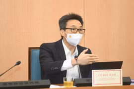 Phó Thủ tướng Vũ Đức Đam đề nghị Hà Nội thí điểm cách ly F1 và điều trị F0 tại nhà