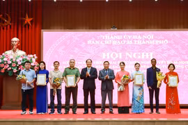 An ninh Thủ đô đạt giải Nhất cuộc thi chính luận về bảo vệ nền tảng tư tưởng của Đảng lần thứ ba của Hà Nội