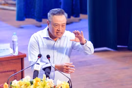 Chủ tịch Hà Nội đối thoại thẳng thắn với thanh niên Thủ đô