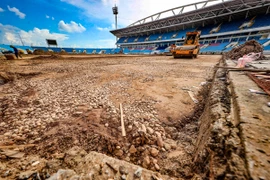 Cận cảnh công trường cải tạo sân vận động Mỹ Đình