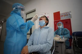 Hà Nội sẽ xét nghiệm tất cả phụ xe, hành khách, lái xe đường dài từ TP Hồ Chí Minh về để chủ động phòng Covid-19