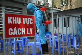 Hà Nội: Dừng bắn pháo hoa ở 30 quận huyện, bắn tầm cao tại 1 điểm để truyền hình trực tiếp phục vụ nhân dân