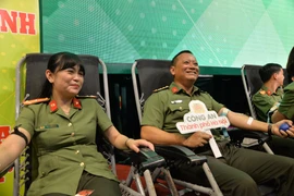 Công an Hà Nội hiến máu, khởi động hành trình “Giọt máu nghĩa tình” năm 2024 của Công an Thủ đô