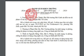 Chủ tịch UBND TP Hà Nội tặng bằng khen 3 cá nhân thuộc Công an Thủ đô 