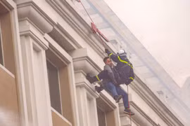 Hà Nội dự kiến hỗ trợ cao nhất 3,6 triệu đồng/tháng mỗi Cảnh sát hình sự và Cảnh sát PCCC