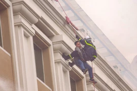 Hà Nội dự kiến hỗ trợ cao nhất 3,6 triệu đồng/tháng mỗi Cảnh sát hình sự và Cảnh sát PCCC