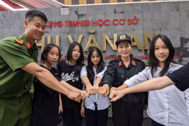 Ngăn chặn tệ nạn xã hội, bạo lực xâm nhập học đường