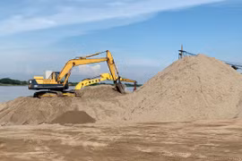Hà Nội: Giải quyết dứt điểm các tập kết, kinh doanh vật liệu xây dựng vi phạm 