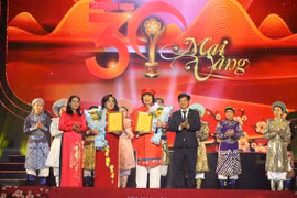 Lễ trao Giải Mai Vàng lần thứ 30: Bền bỉ hành trình nâng bước, tiếp thêm động lực cho nghệ sĩ Việt 