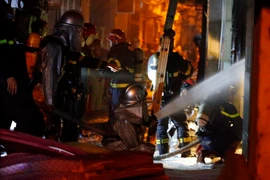 Chủ tịch Hà Nội tặng bằng khen 3 cá nhân thuộc Công an quận Thanh Xuân