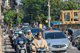 Hà Nội sẽ trình HĐND TP phương án hỗ trợ người dân chuyển đổi sang xe máy điện trong tháng 9-2025