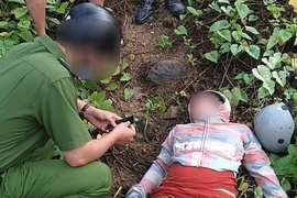 [Tin nhanh tối 19-9-2020] Hai mẹ con cùng rơi xuống sông