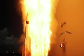 BMD Mỹ hạ gục đồng thời 3 tên lửa đạn đạo và hành trình trên biển