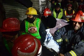 Pakistan: Hỏa hoạn tại trung tâm mua sắm, 13 người thiệt mạng