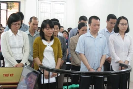 Nhóm cựu cán bộ ngân hàng và vợ chồng chủ tịch Tập đoàn Megastar lại hầu tòa