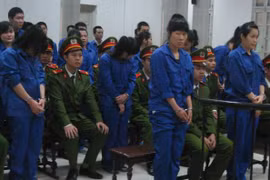 Thuê nhà mời tiếp viên karaoke ở miễn phí, lập chân rết bán ma túy