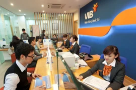 Ngân hàng đầu tiên triển khai mở tài khoản và gửi tiết kiệm không cần ra chi nhánh