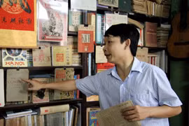 Người mê sưu tầm báo chí cổ
