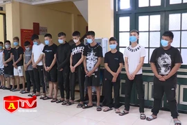 Xử lý nghiêm nhóm thanh niên mang theo dao, kiếm gây náo loạn trên phố