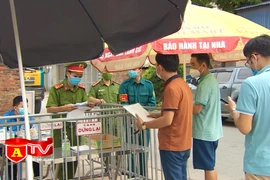 Khai báo y tế online tại các chốt kiểm soát dịch 