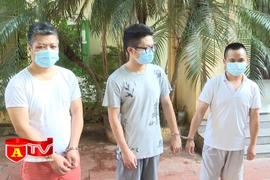 Bắt giữ nhóm đối tượng cưỡng đoạt gần 200 triệu đồng