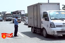 Hà Nội cần thêm các bãi đỗ xe để giảm tải cho chốt kiểm dịch 