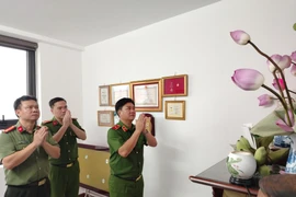 Công an Hà Nội thăm, tri ân thân nhân liệt sỹ Nguyễn Đình Phúc
