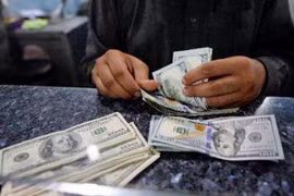 Rủi ro từ “ngân hàng ngầm”