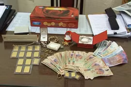 Nhận là chủ nhà, thuê người phá khóa, trộm 650 triệu đồng 