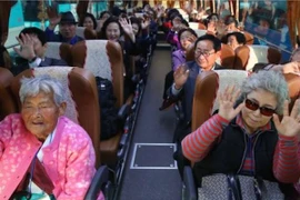 650 người Hàn Quốc đến Triều Tiên đoàn tụ gia đình