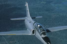 Trung Quốc đẩy mạnh bán máy bay quân sự cho các nước châu Phi