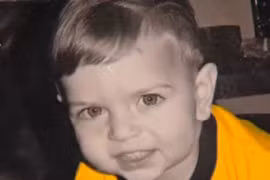 Mỹ: Bé trai chết ngạt do bị cô giáo ngồi lên người 